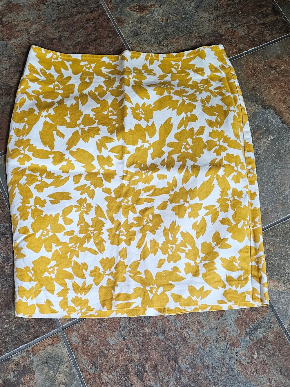 LOFT Yellow and White Floral Skirt